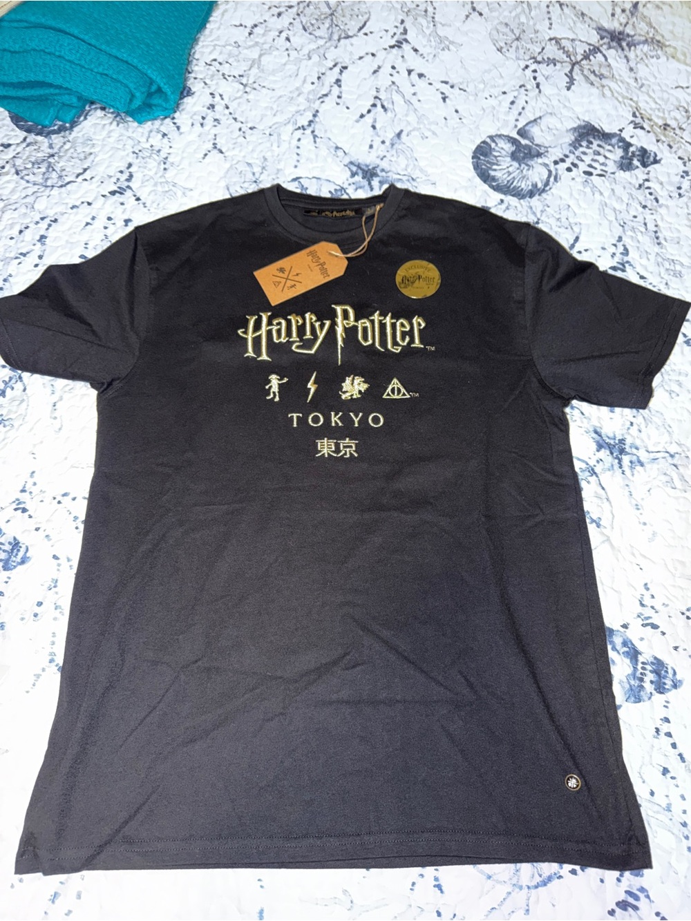 Warner Bros. Harry Potter Tokyo Black T-Shirt with Gold Print